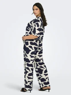 CARMISIA Corte regular Pantalones