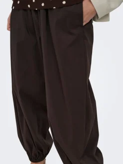 JDYFRANKIE Corte loose Pantalones