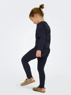 KMGTRINNY Top