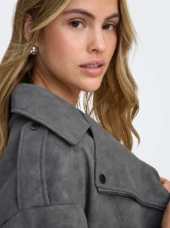 ONLAVA Chaqueta de cuero sintético