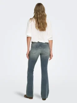 ONLBLUSH Cintura media Corte flared Vaqueros