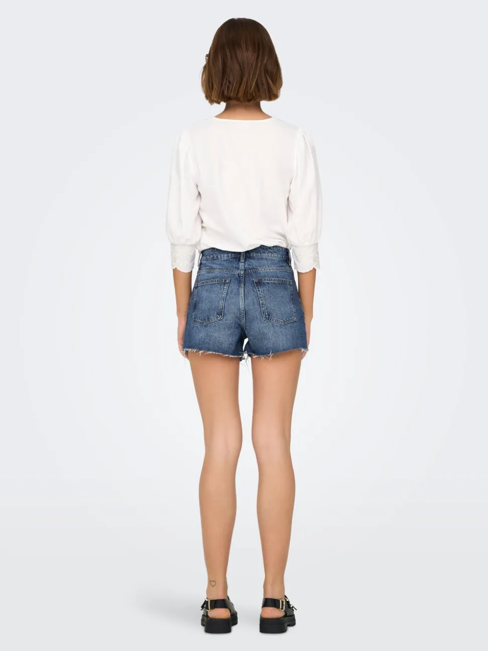 -ONLGABI Cintura alta Corte regular Shorts vaqueros