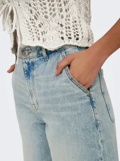 ONLRUTH Cintura media Corte loose Shorts vaqueros