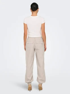 ONLTINNE Corte loose Pantalones