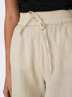 ONLTIZANA Corte loose Shorts