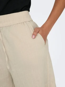 ONLTIZANA Corte loose Shorts
