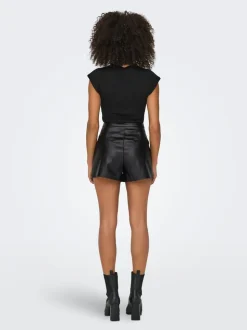 ONLTRICIA Cintura media Corte baggy Shorts de cuero sintético