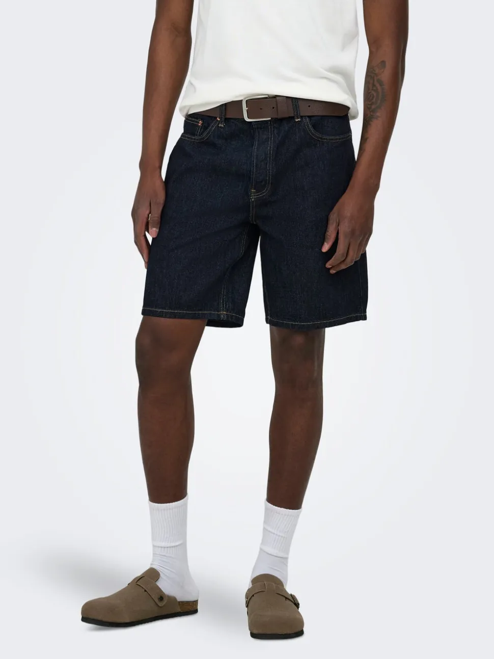 ONSEDGE Talle medio Corte straight Shorts