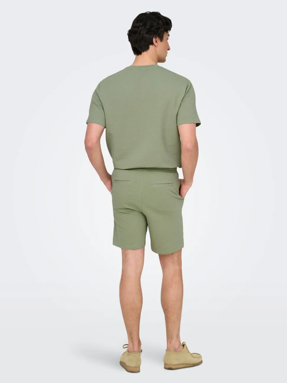 ONSKIAN Cintura media Corte straight Shorts