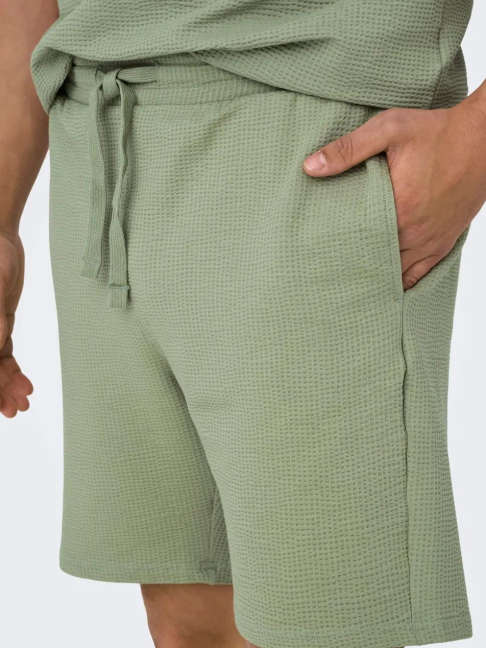ONSKIAN Cintura media Corte straight Shorts