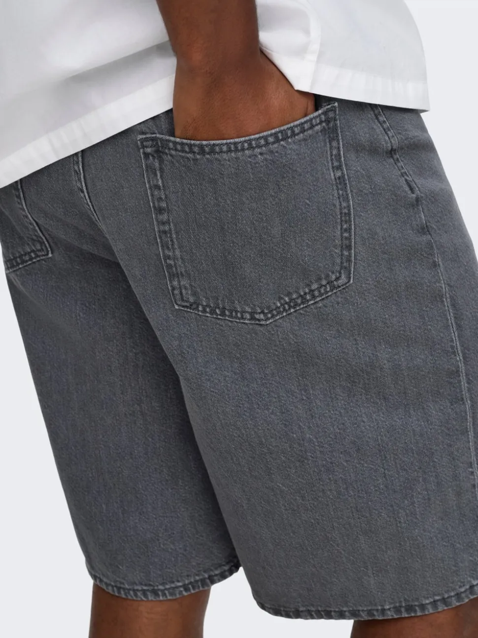 ONSREMI Talle medio Corte wide leg Shorts