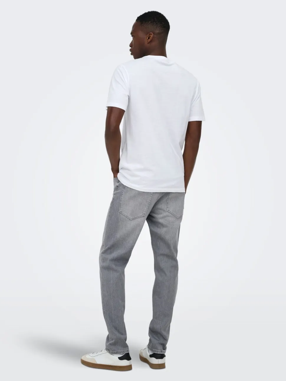 ONSYOKE Talle medio Corte tapered Stretch Vaqueros